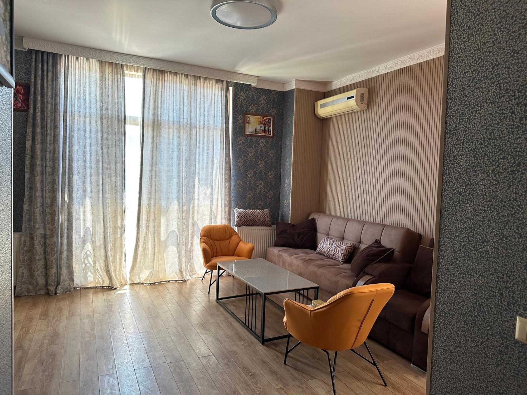 Apartment On Rustaveli Batumi