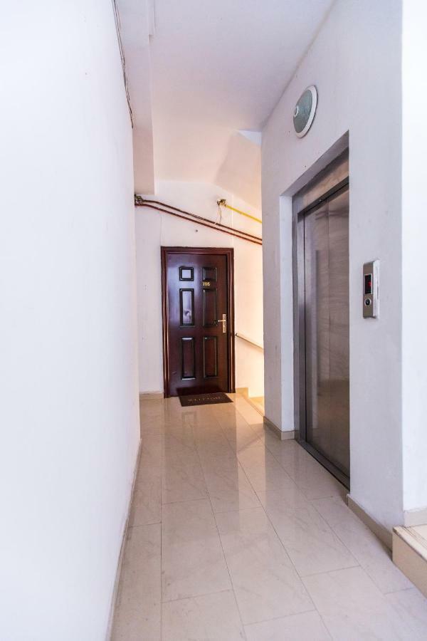 Apartment On Rustaveli Batumi